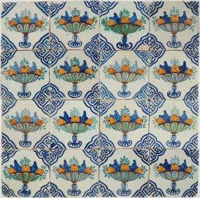 Antique Delft wall tiles with beautiful polychrome fruits bowls decorated with Wanli inspired corner motifs, 17th century
